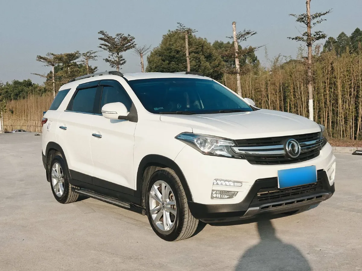 2018 DongFeng Fengon Fengon S560 1.8L 139HP L4 CVT,autocango,china used car exporter,china ev exporter,chinese used car exporter,chinese used ev exporter