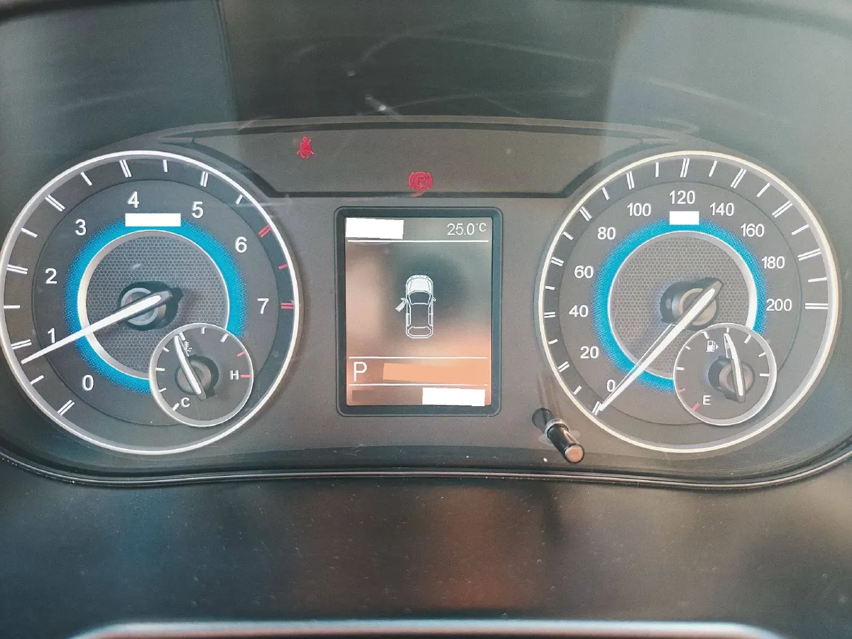 2018 DongFeng Fengon Fengon S560 1.8L 139HP L4 CVT,autocango,china used car exporter,china ev exporter,chinese used car exporter,chinese used ev exporter