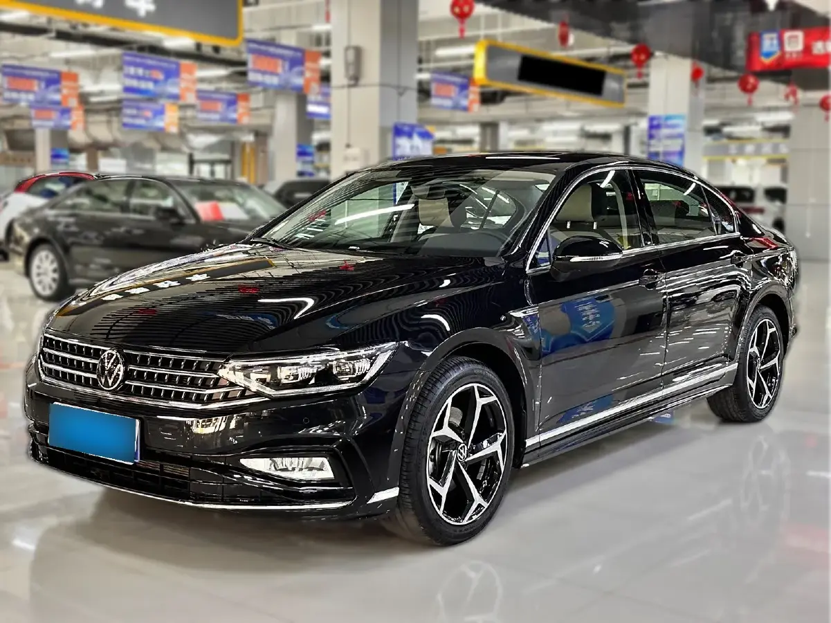 2023 Volkswagen Magotan 2.0T 186HP L4 7DCT