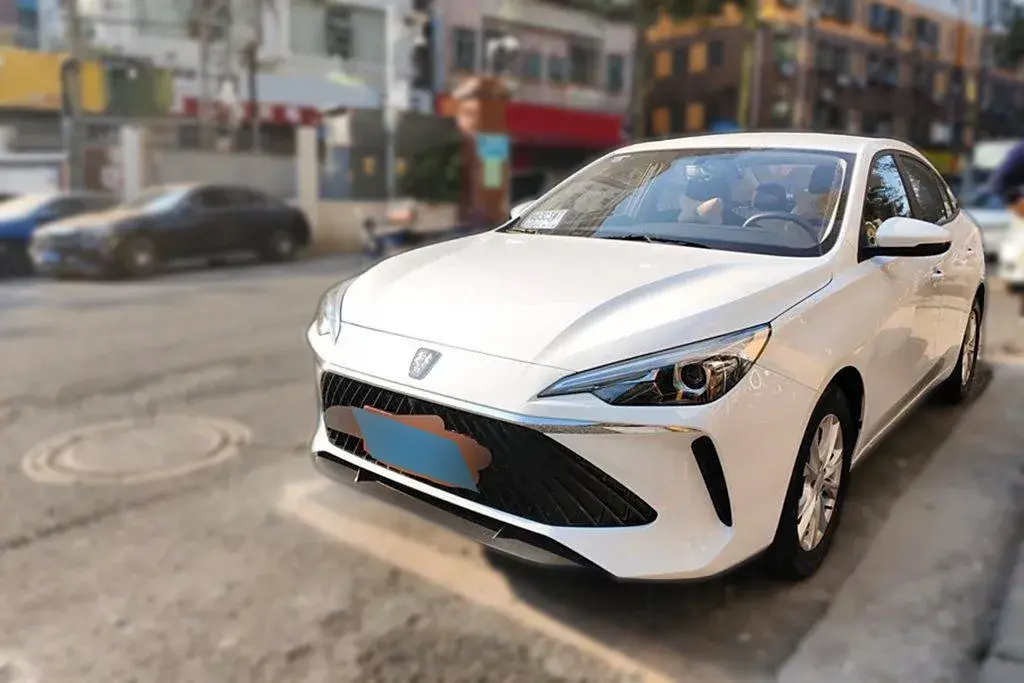 2023 Roewe i5 1.5L 129HP L4 5MT