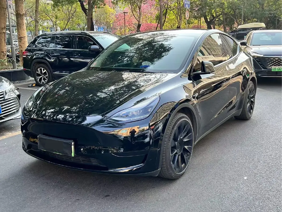2022 Tesla Model Y BEV 60KWH