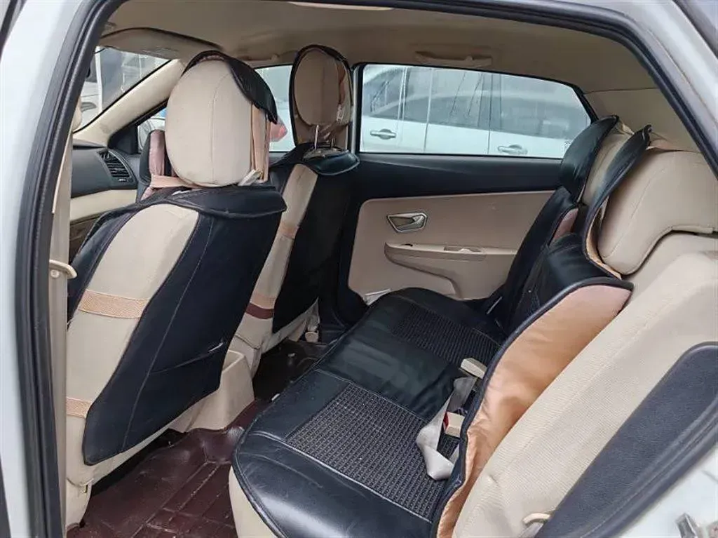 2016 Chery Fulwin 2 1.5L 109HP L4 5MT,autocango,china used car exporter,china ev exporter,chinese used car exporter,chinese used ev exporter