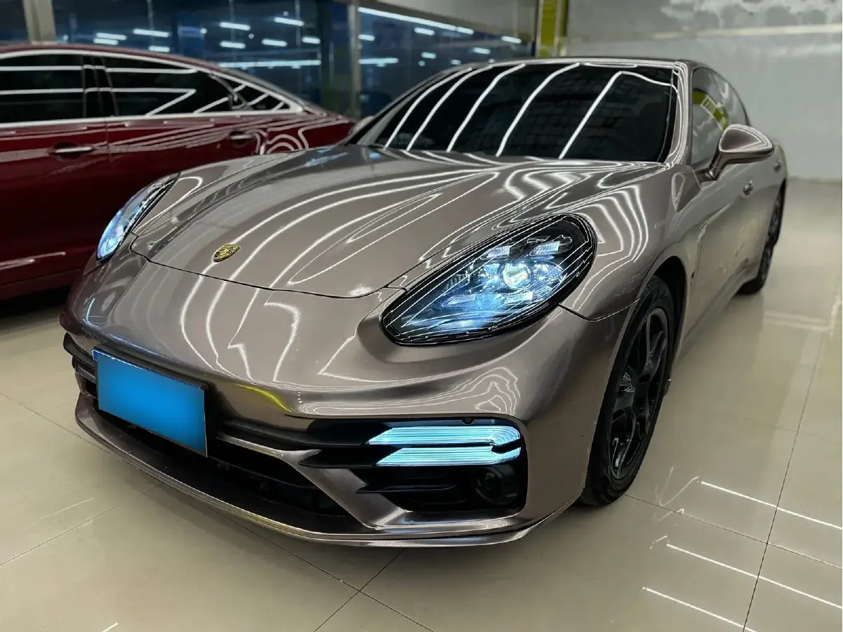 2010 Porsche Panamera 3.6L 300HP V6 7DCT