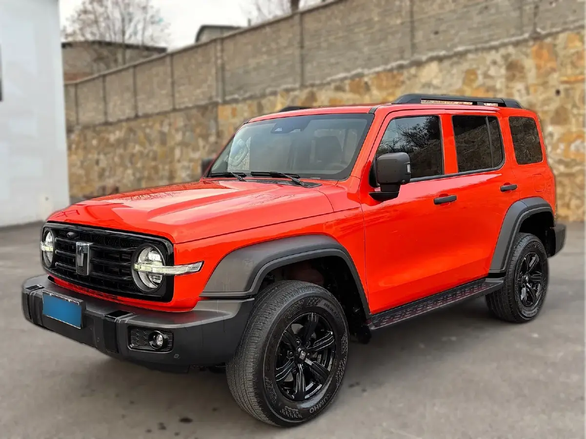 2023 Tank 300 2.0T 227HP L4 8AT