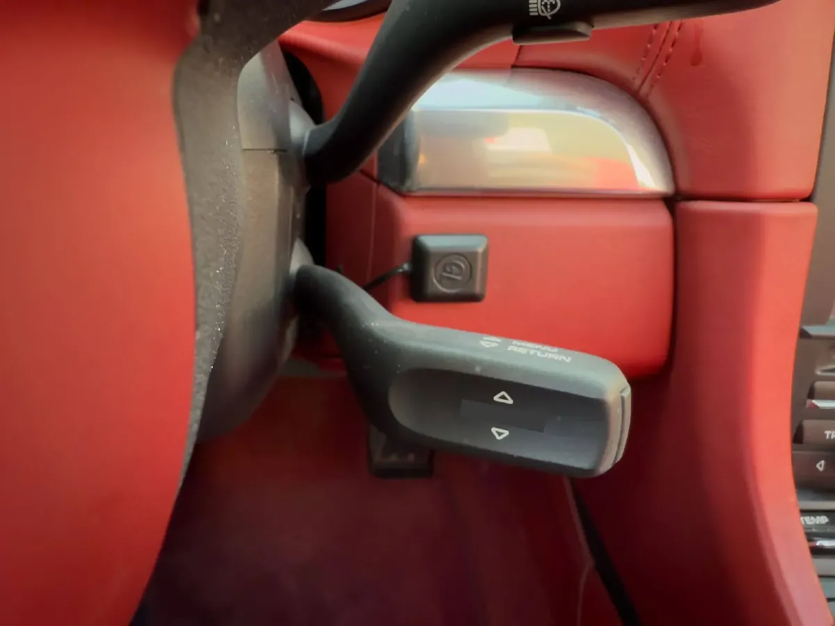 2015 Porsche Boxster 2.7L 265HP H6 7DCT,autocango,china used car exporter,china ev exporter,chinese used car exporter,chinese used ev exporter