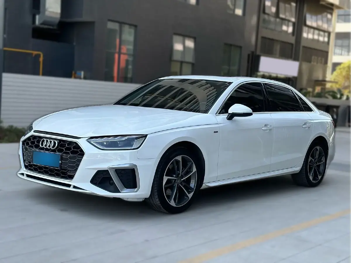 2020 Audi A4L 2.0T 190HP L4 7DCT