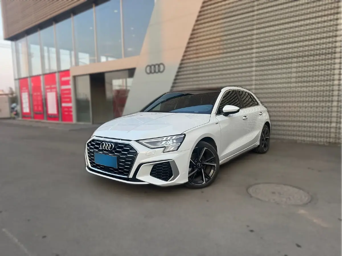 2022 Audi A3 1.4T 150HP L4 7DCT
