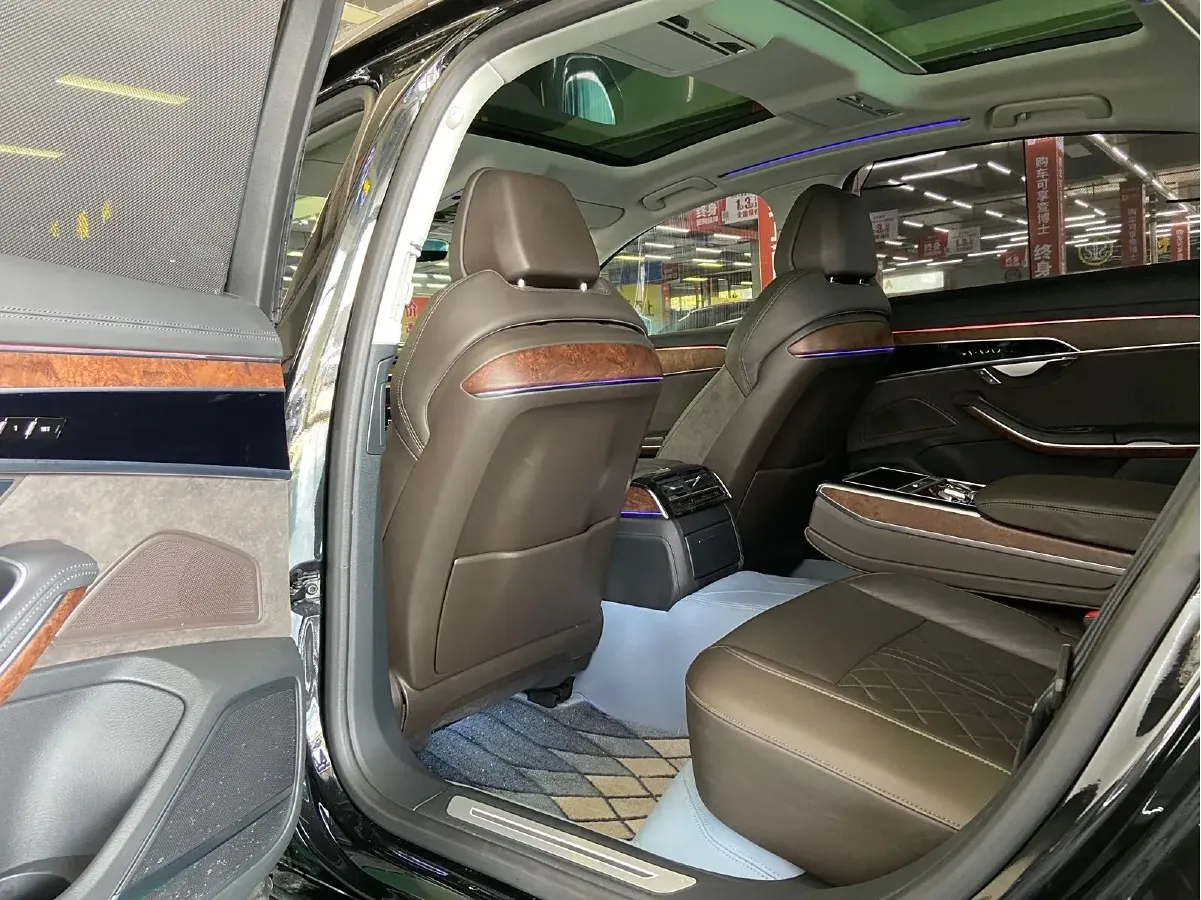 2021 Audi A8 3.0T 340HP V6 8AT,autocango,china used car exporter,china ev exporter,chinese used car exporter,chinese used ev exporter