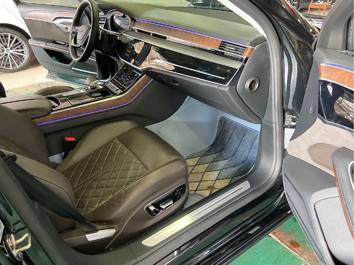 2021 Audi A8 3.0T 340HP V6 8AT,autocango,china used car exporter,china ev exporter,chinese used car exporter,chinese used ev exporter