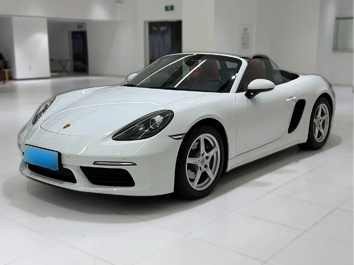 2022 Porsche 718 2.0T 250HP H4 7DCT