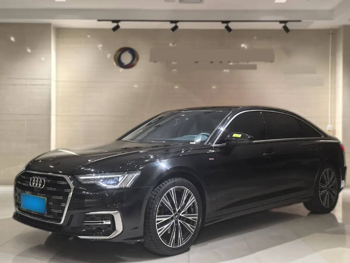 2024 Audi A6L 2.0T 245HP L4 7DCT