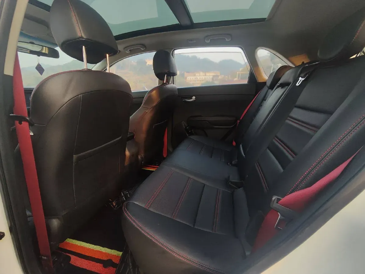 2015 Kia KX3 1.6L 125HP L4 6AT,autocango,china used car exporter,china ev exporter,chinese used car exporter,chinese used ev exporter