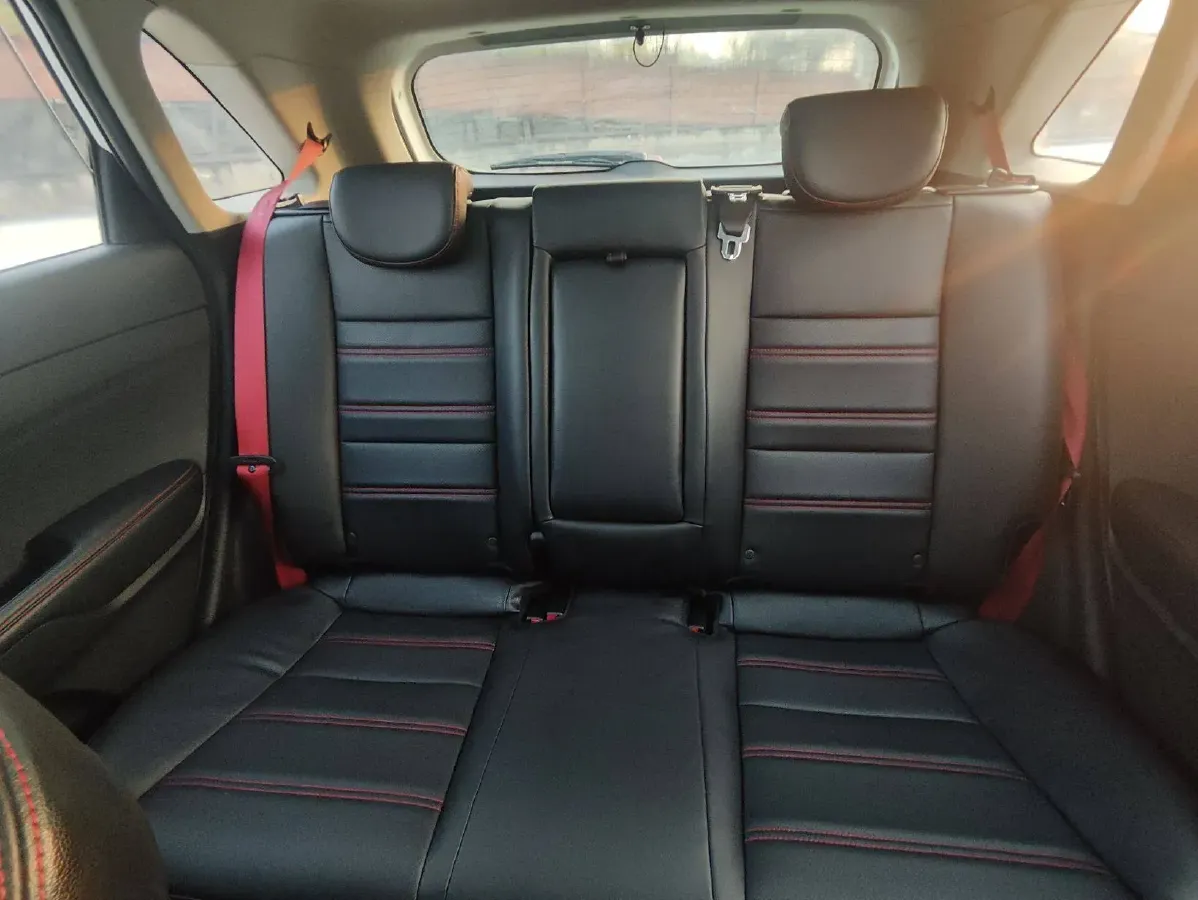 2015 Kia KX3 1.6L 125HP L4 6AT,autocango,china used car exporter,china ev exporter,chinese used car exporter,chinese used ev exporter