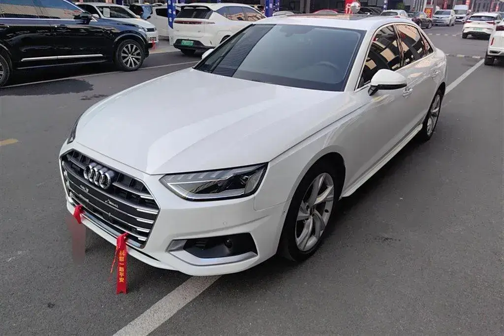 2020 Audi A4L 2.0T 190HP L4 7DCT