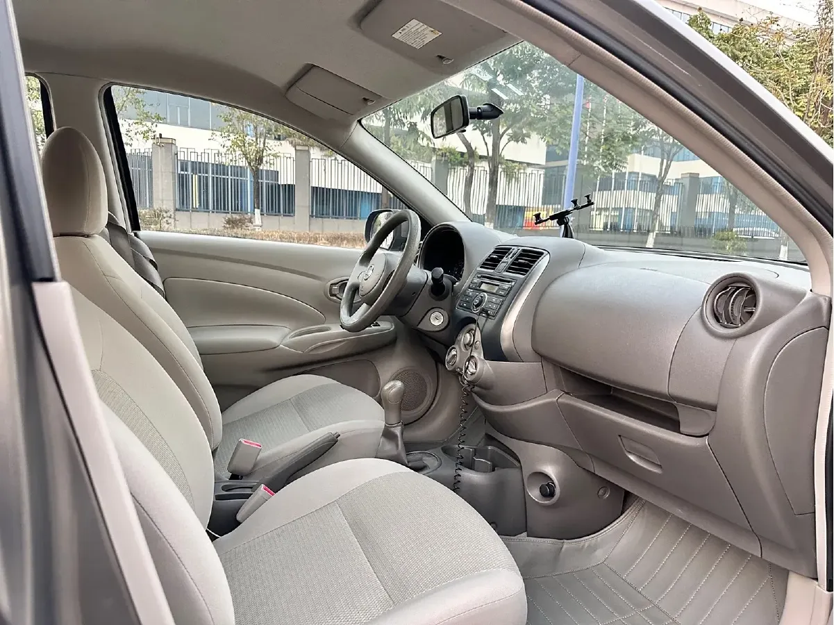 2011 Nissan Sunny 1.5L 112HP L4 5MT,autocango,china used car exporter,china ev exporter,chinese used car exporter,chinese used ev exporter