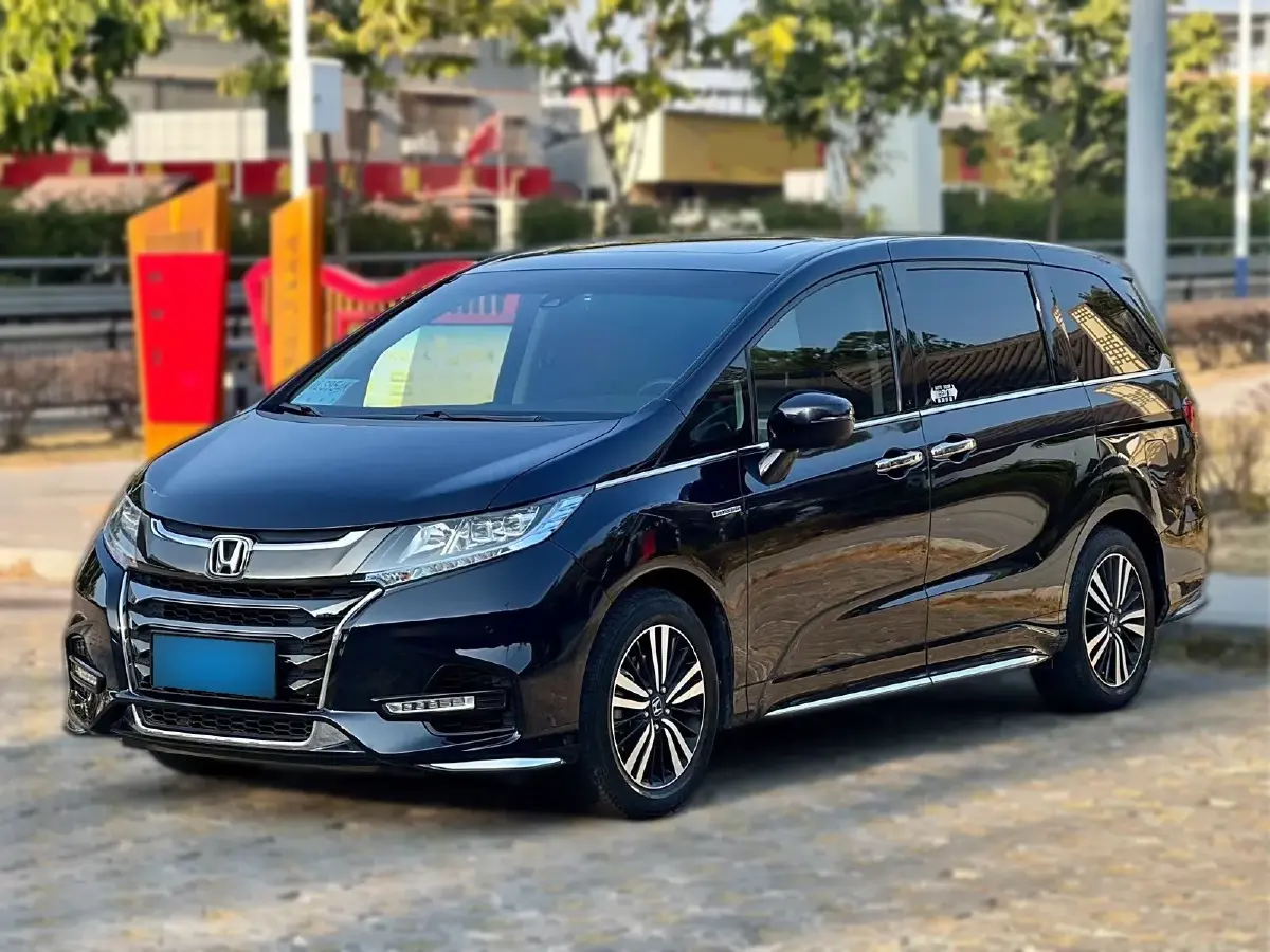 2019 Honda Odyssey 2.0L 146HP L4 E-CVT Hybrid