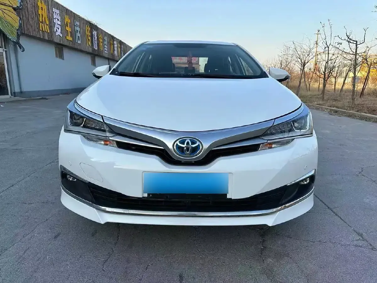 2019 Toyota Corolla 1.8L 98HP L4 E-CVT Hybrid