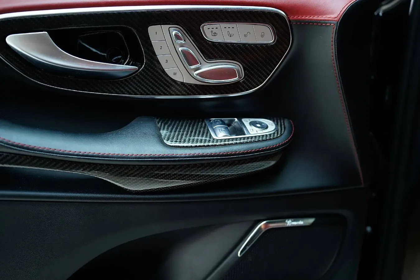 2022 Rhine Auto Traveller 2.0T 211HP L4 9AT,autocango,china used car exporter,china ev exporter,chinese used car exporter,chinese used ev exporter