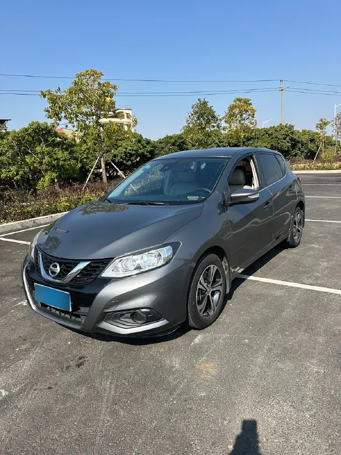 2016 Nissan Tiida 1.6L 126HP L4 CVT