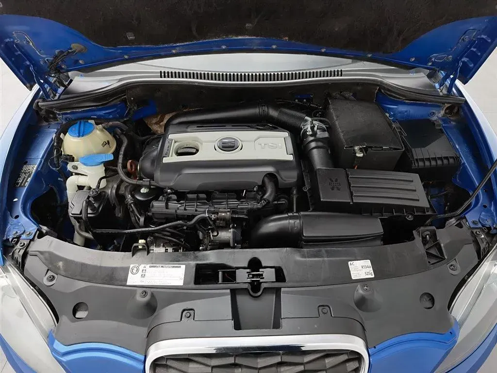 2012 Seat Leon 1.8T 160HP L4 7DCT,autocango,china used car exporter,china ev exporter,chinese used car exporter,chinese used ev exporter