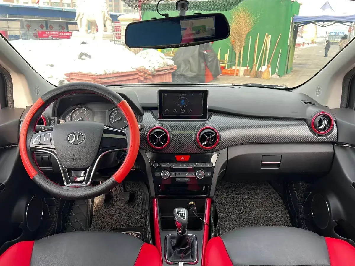 2015 BeiJing Auto Senova X25 1.5L 116HP L4 5MT,autocango,china used car exporter,china ev exporter,chinese used car exporter,chinese used ev exporter