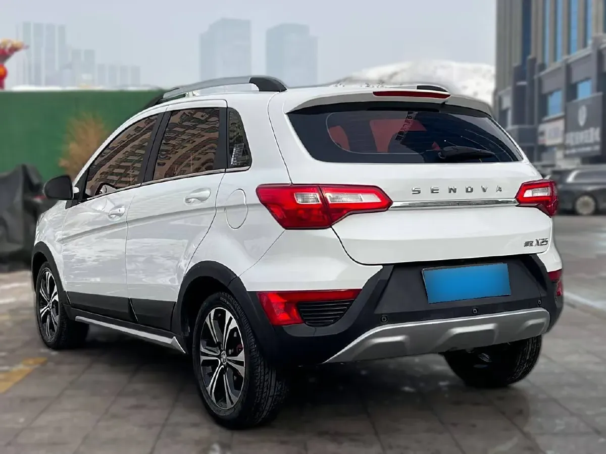 2015 BeiJing Auto Senova X25 1.5L 116HP L4 5MT,autocango,china used car exporter,china ev exporter,chinese used car exporter,chinese used ev exporter