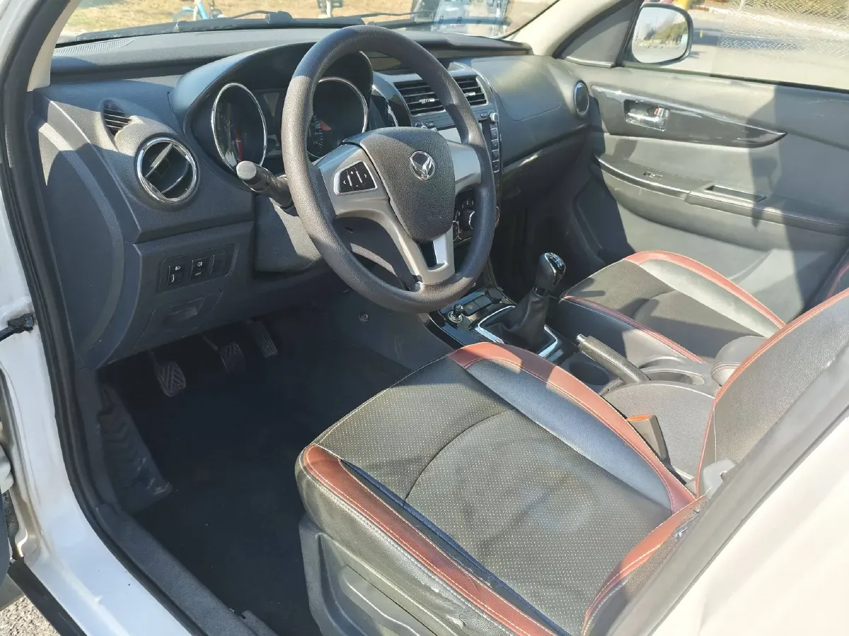 2016 BAIC Hyosow S3 1.5L 113HP L4 5MT,autocango,china used car exporter,china ev exporter,chinese used car exporter,chinese used ev exporter