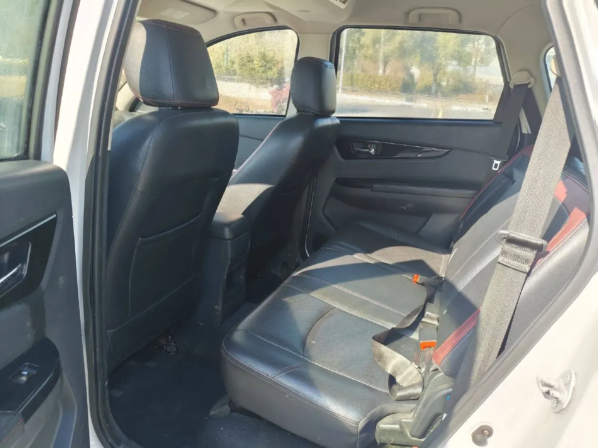 2016 BAIC Hyosow S3 1.5L 113HP L4 5MT,autocango,china used car exporter,china ev exporter,chinese used car exporter,chinese used ev exporter