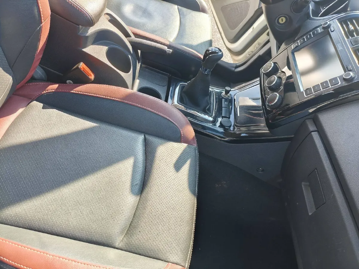 2016 BAIC Hyosow S3 1.5L 113HP L4 5MT,autocango,china used car exporter,china ev exporter,chinese used car exporter,chinese used ev exporter