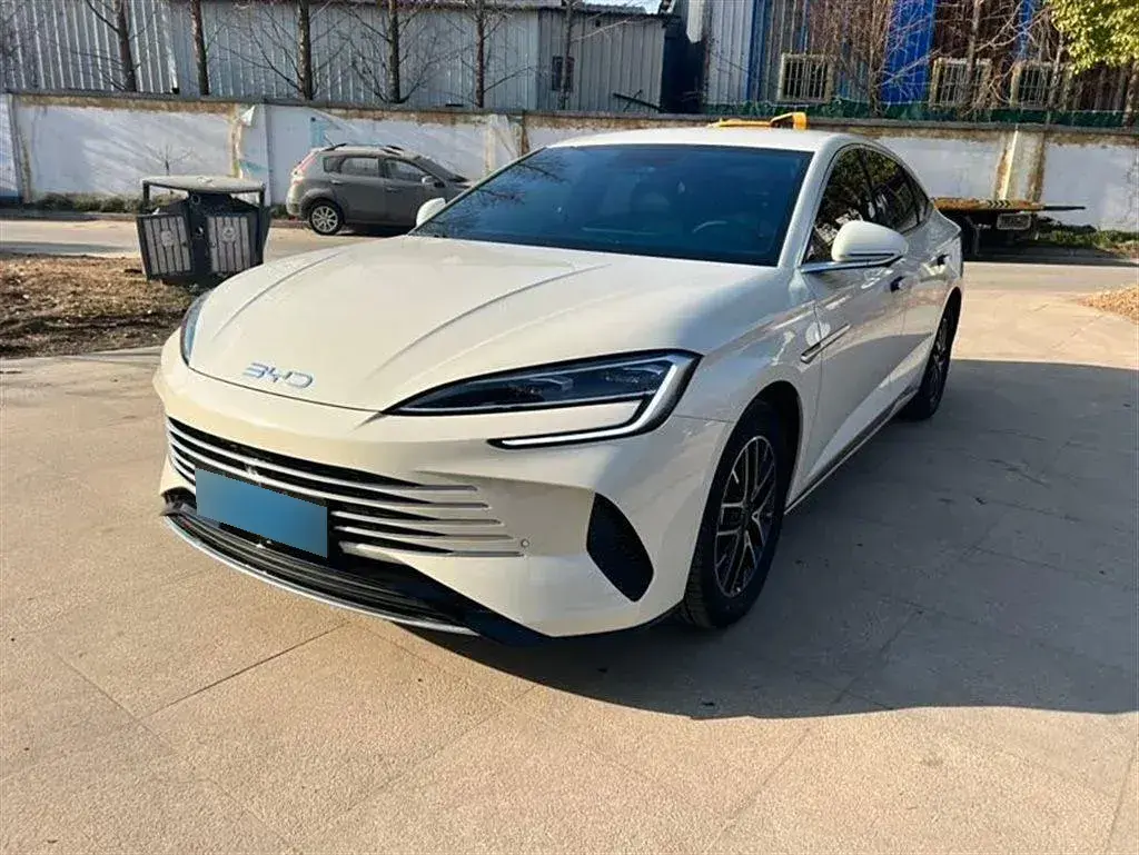 2024 BYD Seal 1.5L 110HP L4 E-CVT PHEV 17.6KWH