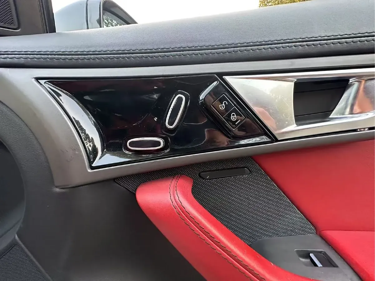 2015 Jaguar F-TYPE 3.0T 381HP V6 8AT,autocango,china used car exporter,china ev exporter,chinese used car exporter,chinese used ev exporter