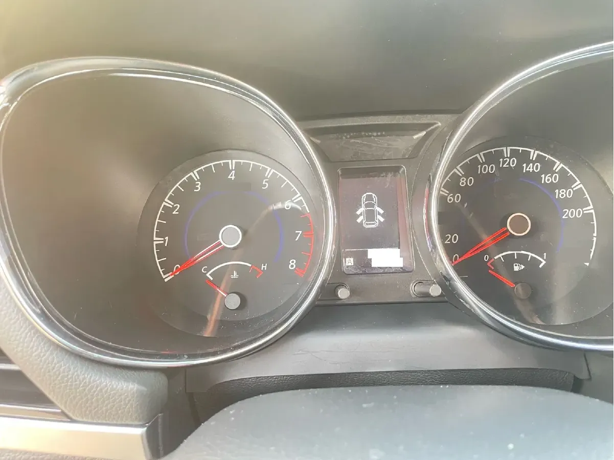 2018 Venucia T70 2.0L 144HP L4 CVT,autocango,china used car exporter,china ev exporter,chinese used car exporter,chinese used ev exporter