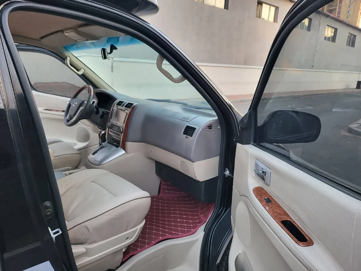 2014 JinBei Grace 2.7L 151HP L4 4AT,autocango,china used car exporter,china ev exporter,chinese used car exporter,chinese used ev exporter