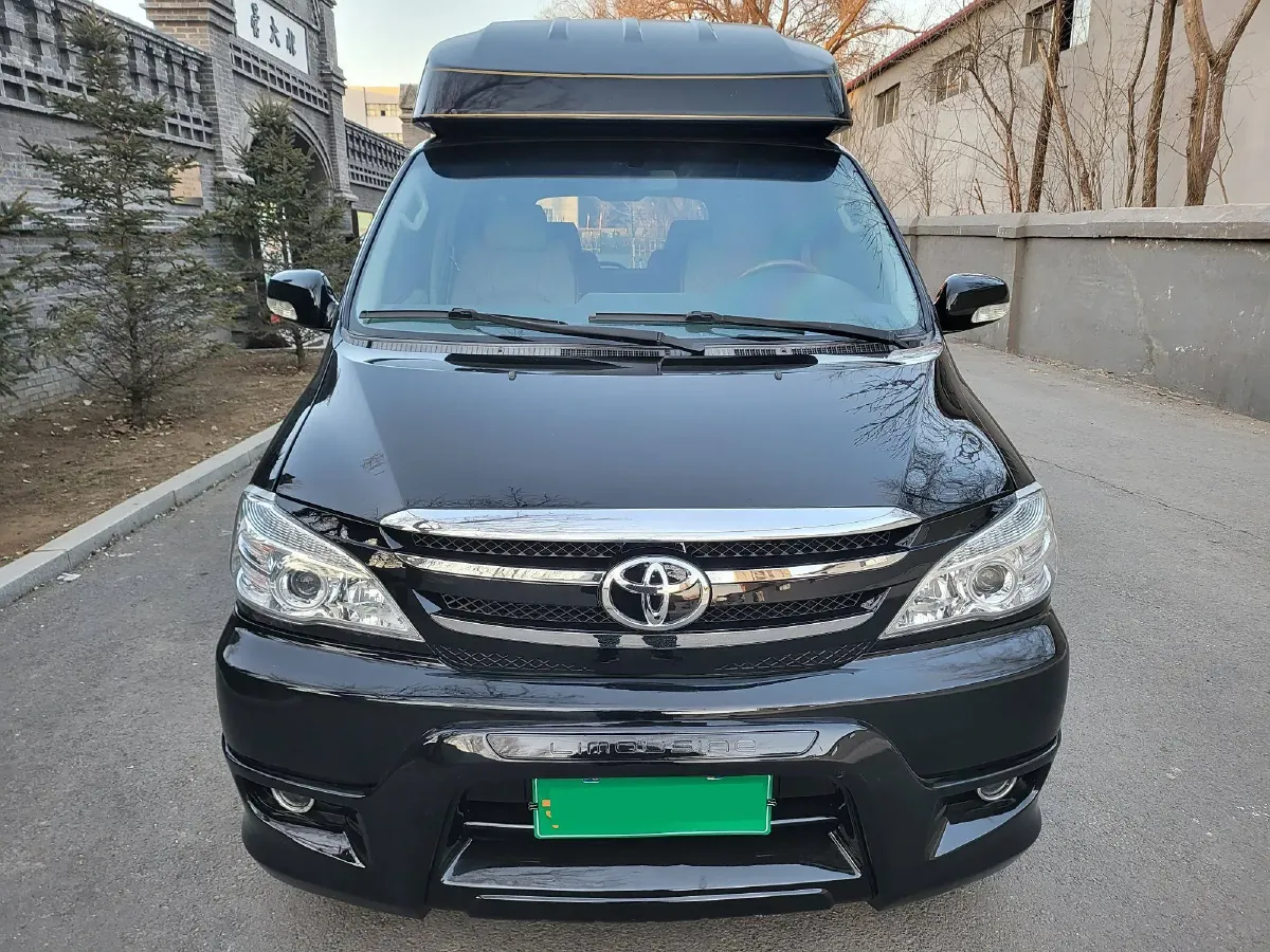 2014 JinBei Grace 2.7L 151HP L4 4AT,autocango,china used car exporter,china ev exporter,chinese used car exporter,chinese used ev exporter