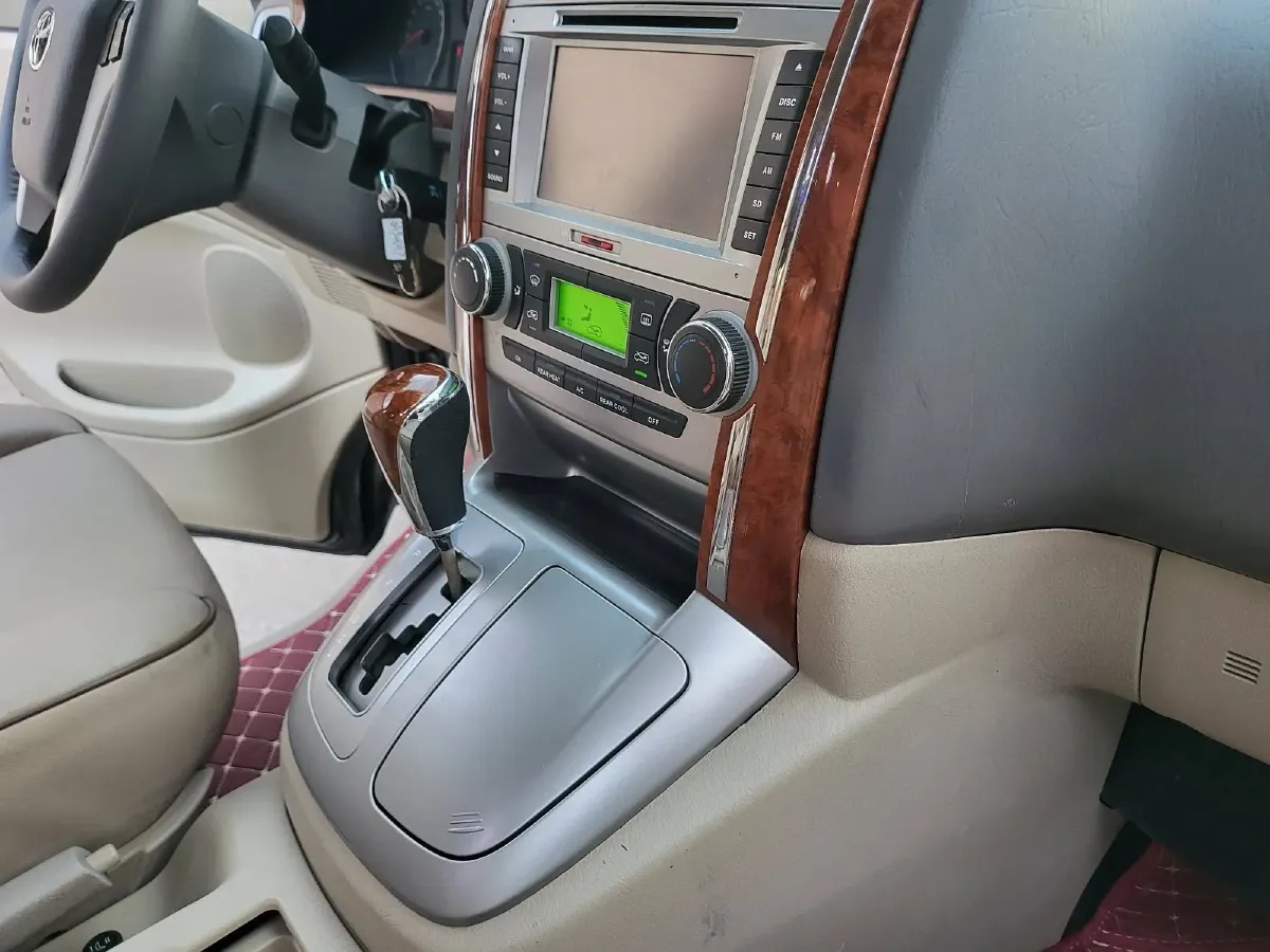 2014 JinBei Grace 2.7L 151HP L4 4AT,autocango,china used car exporter,china ev exporter,chinese used car exporter,chinese used ev exporter