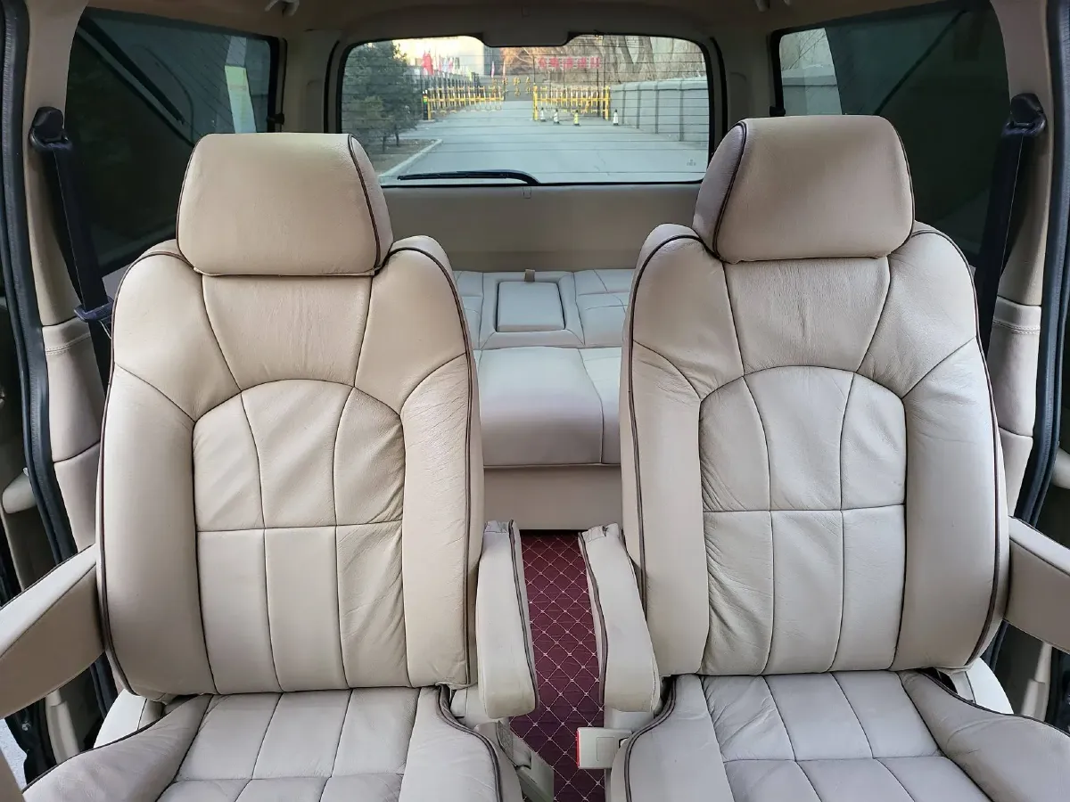 2014 JinBei Grace 2.7L 151HP L4 4AT,autocango,china used car exporter,china ev exporter,chinese used car exporter,chinese used ev exporter