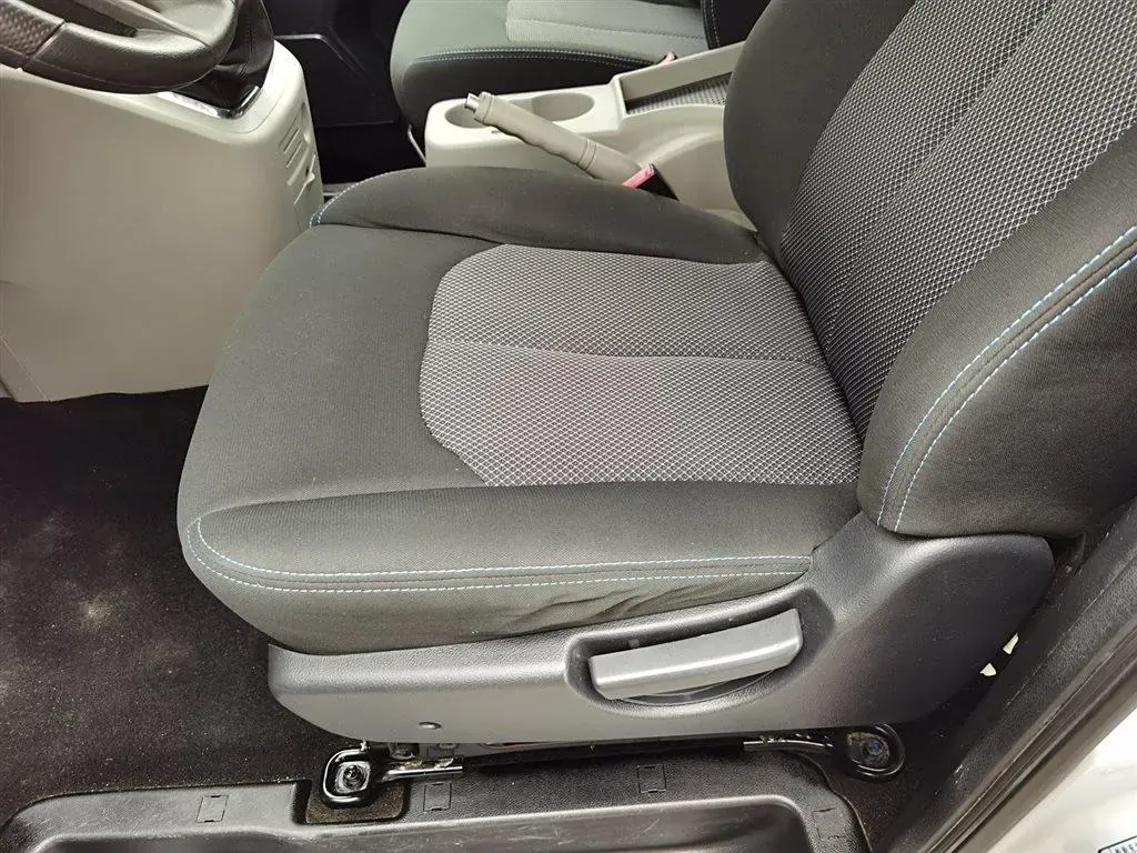 2015 JAC Refine M3 1.6L 120HP L4 5MT,autocango,china used car exporter,china ev exporter,chinese used car exporter,chinese used ev exporter