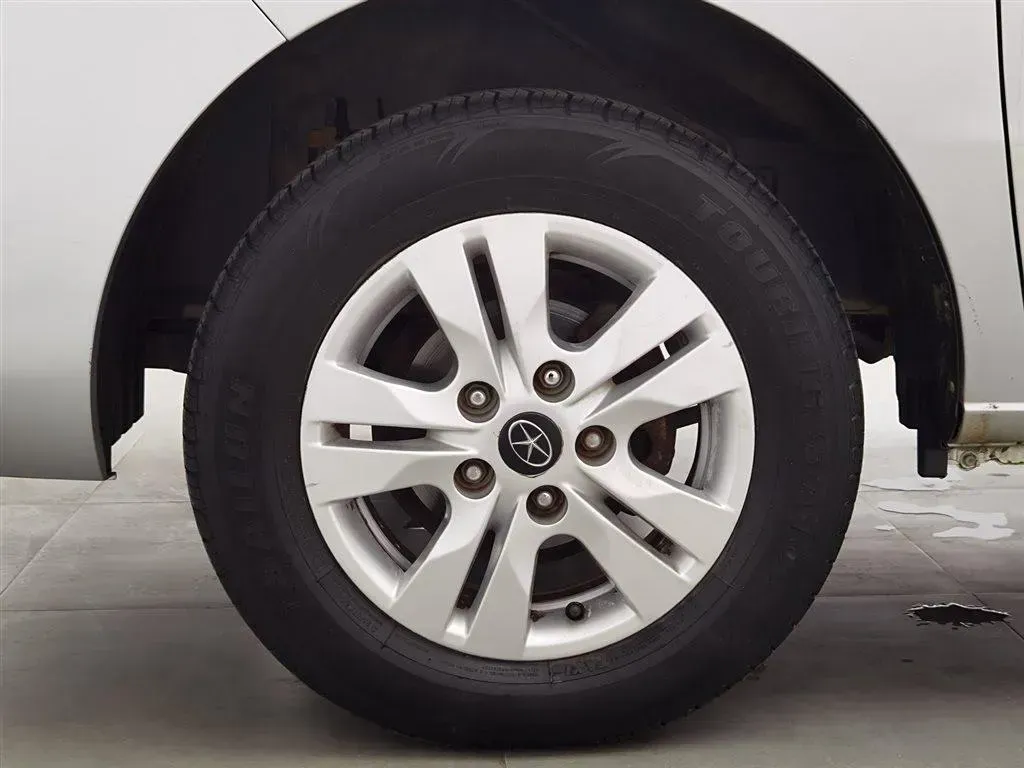 2015 JAC Refine M3 1.6L 120HP L4 5MT,autocango,china used car exporter,china ev exporter,chinese used car exporter,chinese used ev exporter