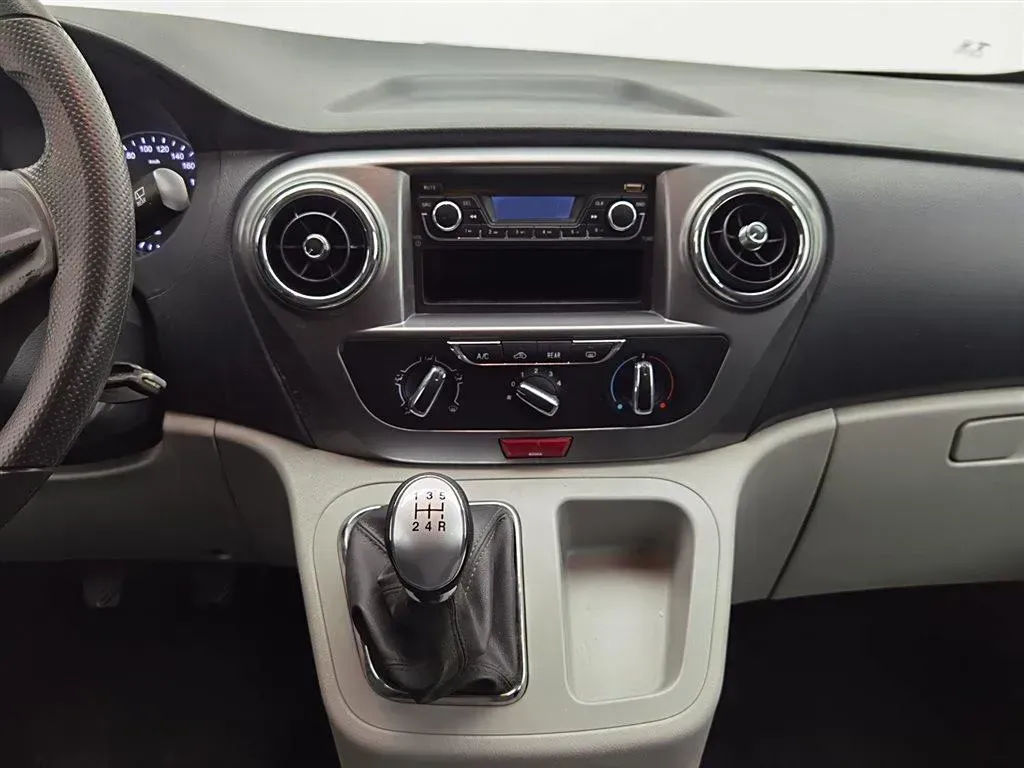 2015 JAC Refine M3 1.6L 120HP L4 5MT,autocango,china used car exporter,china ev exporter,chinese used car exporter,chinese used ev exporter