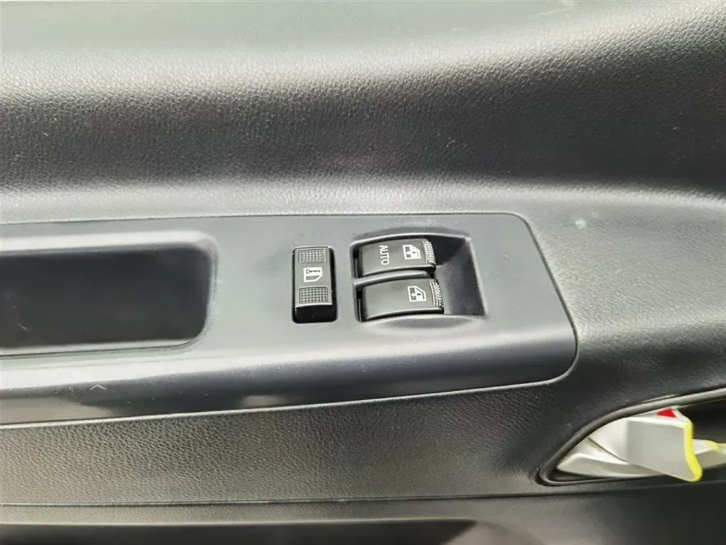 2015 JAC Refine M3 1.6L 120HP L4 5MT,autocango,china used car exporter,china ev exporter,chinese used car exporter,chinese used ev exporter