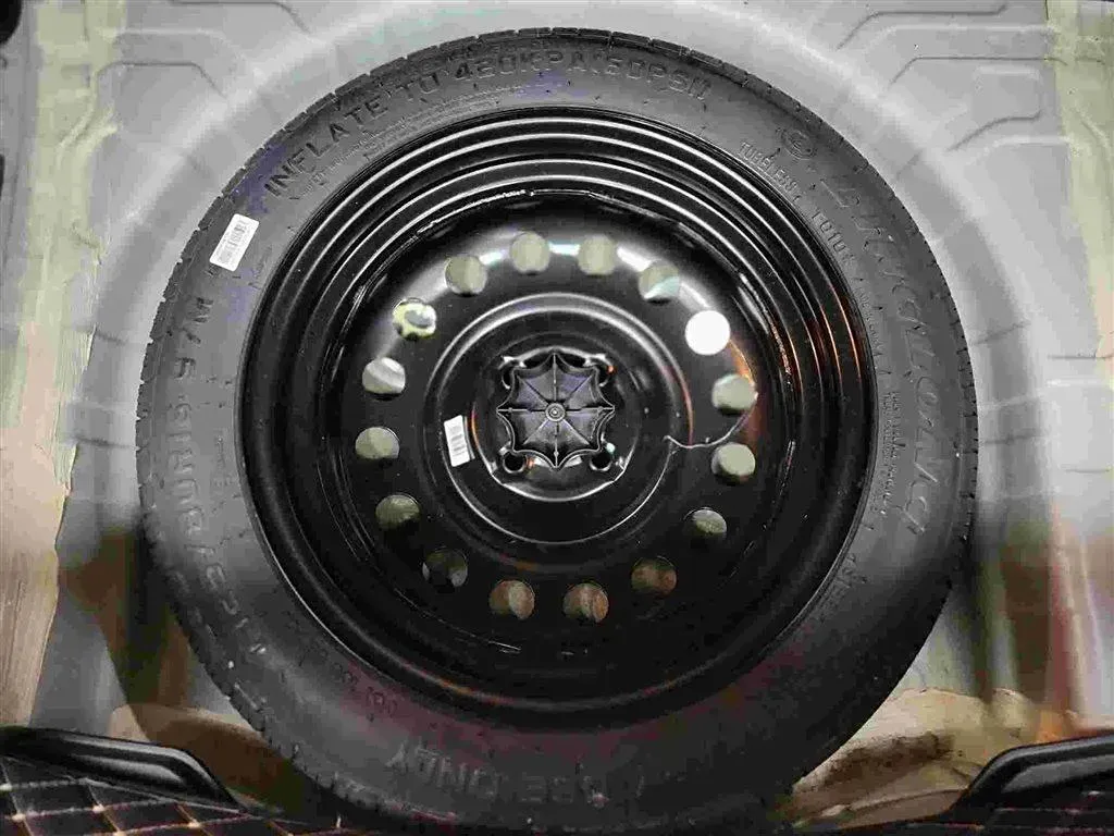 2021 Geely Vision X3 1.5L 109HP L4 5MT,autocango,china used car exporter,china ev exporter,chinese used car exporter,chinese used ev exporter