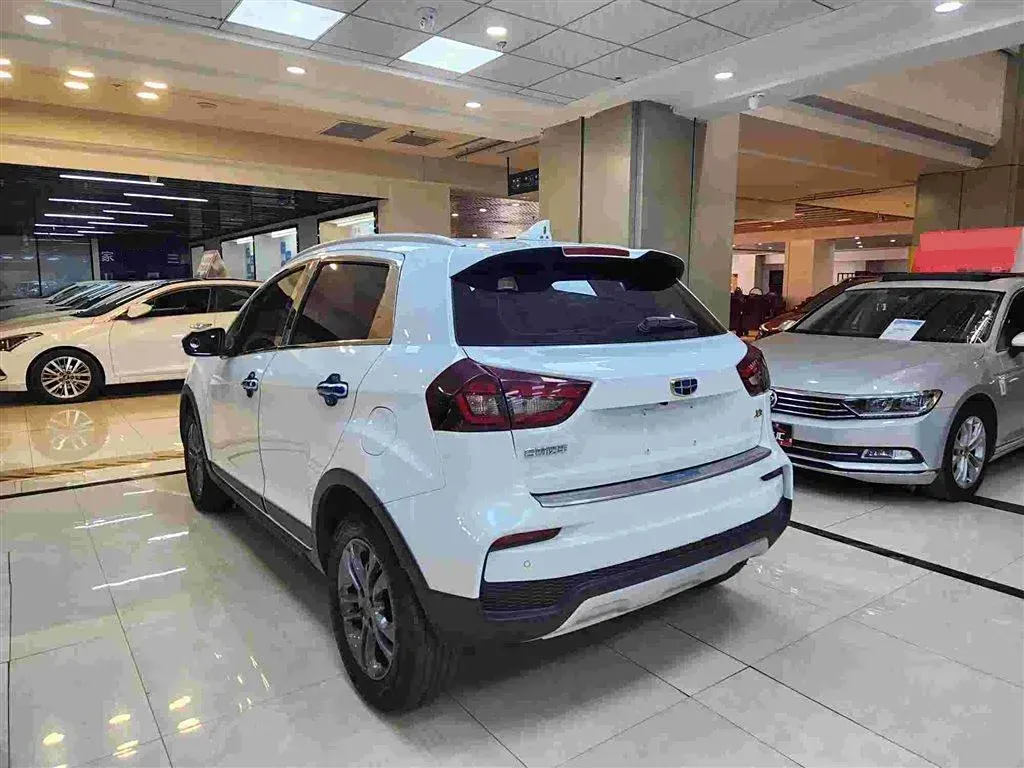 2021 Geely Vision X3 1.5L 109HP L4 5MT,autocango,china used car exporter,china ev exporter,chinese used car exporter,chinese used ev exporter