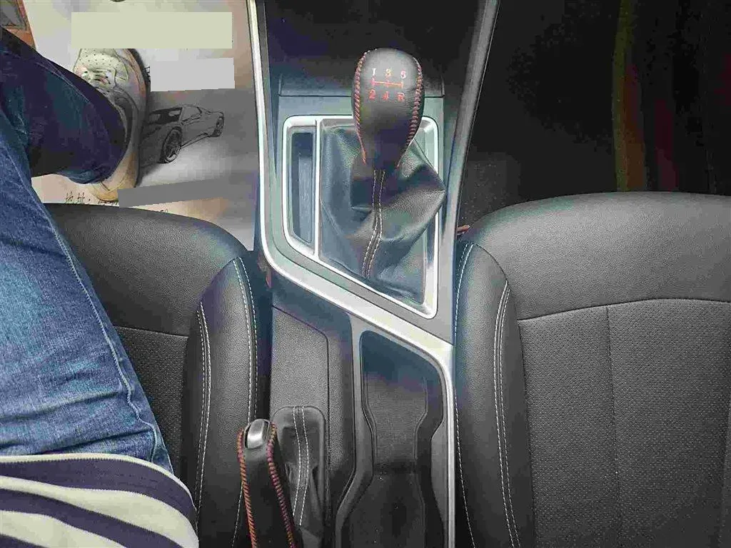 2021 Geely Vision X3 1.5L 109HP L4 5MT,autocango,china used car exporter,china ev exporter,chinese used car exporter,chinese used ev exporter