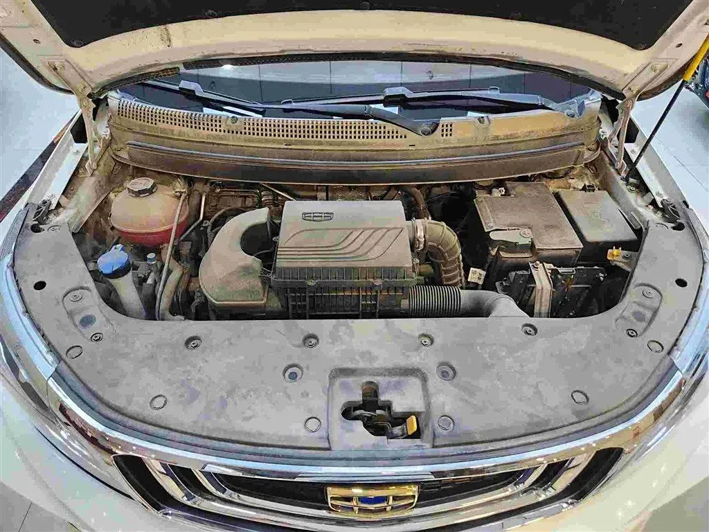 2021 Geely Vision X3 1.5L 109HP L4 5MT,autocango,china used car exporter,china ev exporter,chinese used car exporter,chinese used ev exporter