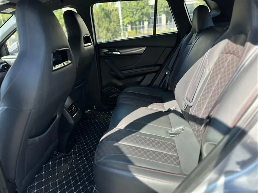 2019 HaiMa 8S 1.6T 195HP L4 6AT,autocango,china used car exporter,china ev exporter,chinese used car exporter,chinese used ev exporter