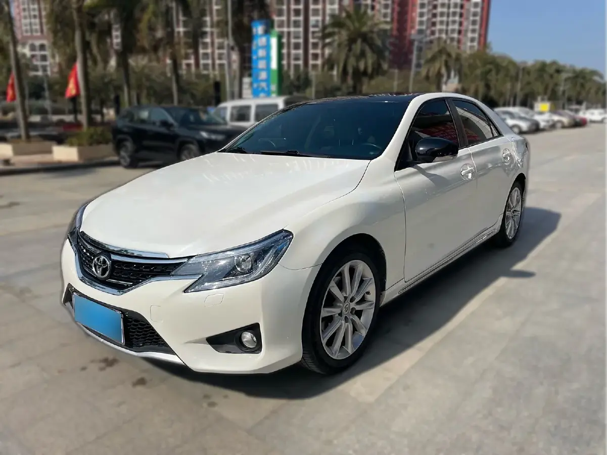 2012 Toyota Reiz 2.5L 193HP V6 6AT