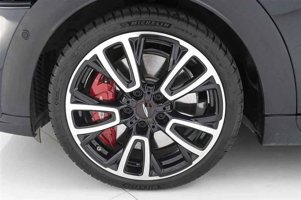 2022 MINI JCW 2.0T 231HP L4 8AT,autocango,china used car exporter,china ev exporter,chinese used car exporter,chinese used ev exporter