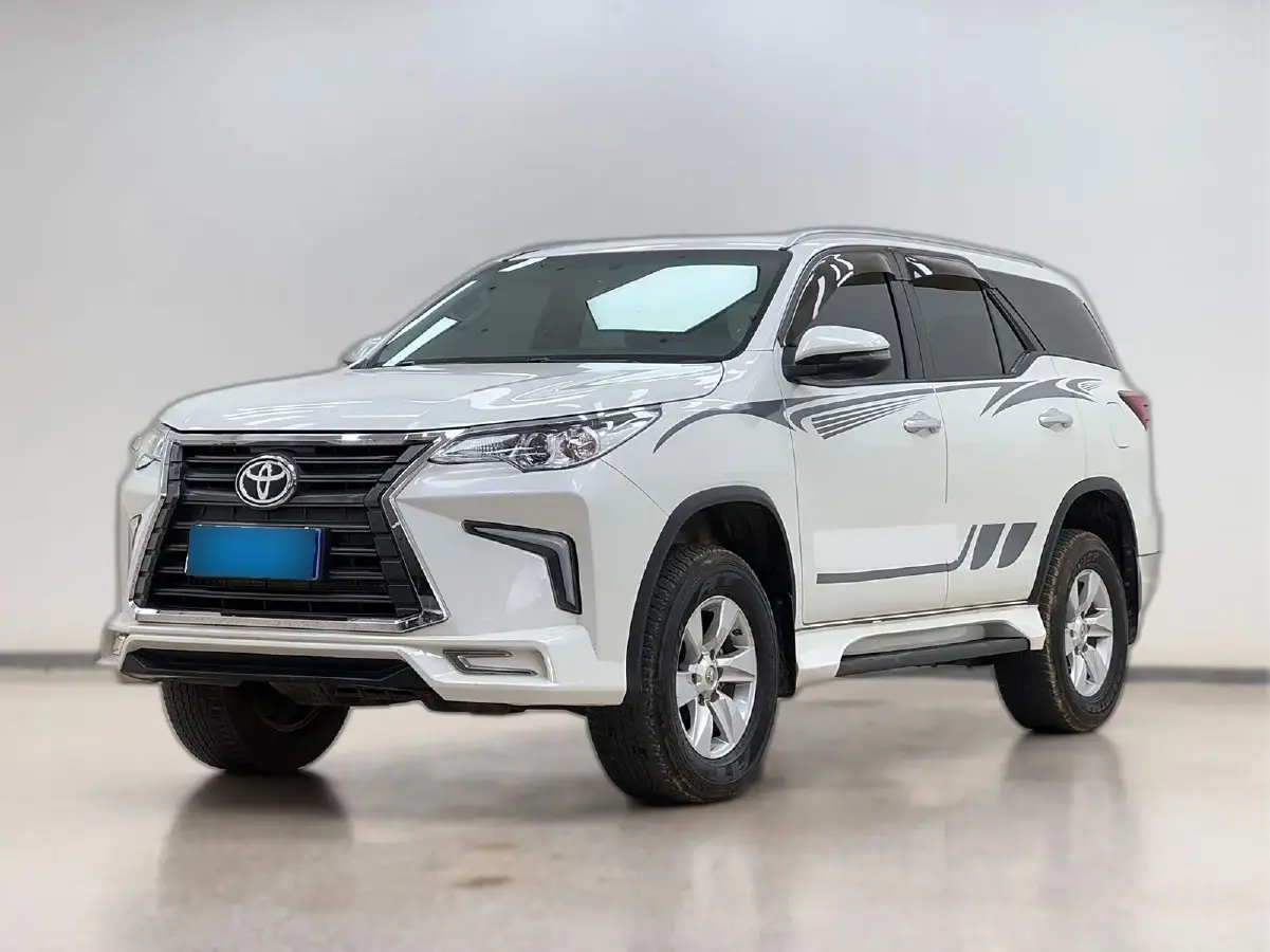 2016 Toyota Fortuner 2.7L 163HP L4 6AT