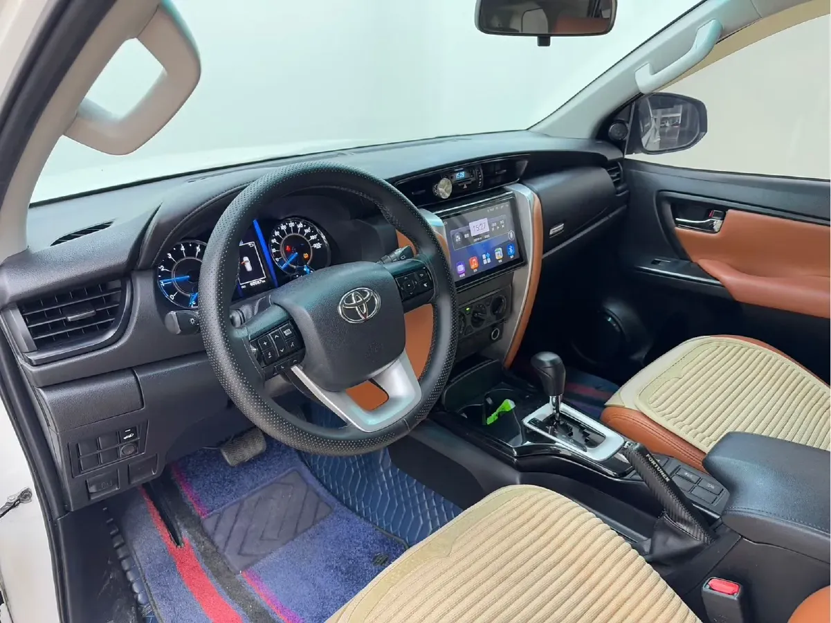2016 Toyota Fortuner 2.7L 163HP L4 6AT,autocango,china used car exporter,china ev exporter,chinese used car exporter,chinese used ev exporter