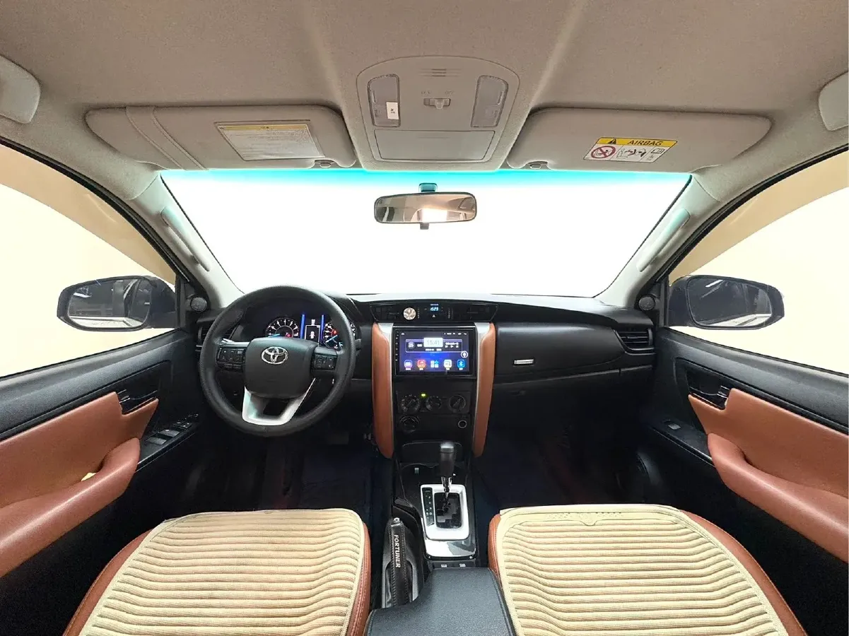 2016 Toyota Fortuner 2.7L 163HP L4 6AT,autocango,china used car exporter,china ev exporter,chinese used car exporter,chinese used ev exporter